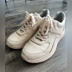 Everlane The Trainer in Blush Size 9